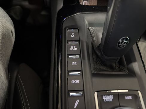 Used 2023 Maserati Levante Modena S AWD/4WD image 82