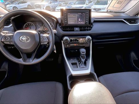 Used 2019 Toyota RAV4 LE w/ Carpet Mat Package image 16