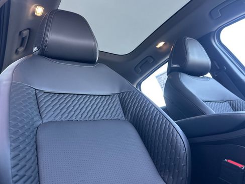 New 2026 Nissan Leaf Platinum+ w/ Cargo Package (Platinum+) image 20