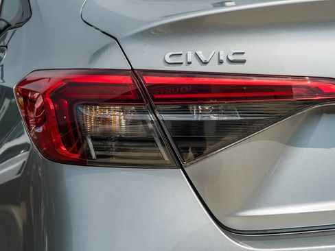 Certified 2023 Honda Civic Sport image 7