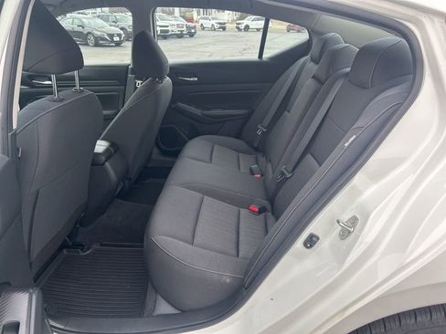 Used 2022 Nissan Altima 2.5 S image 10