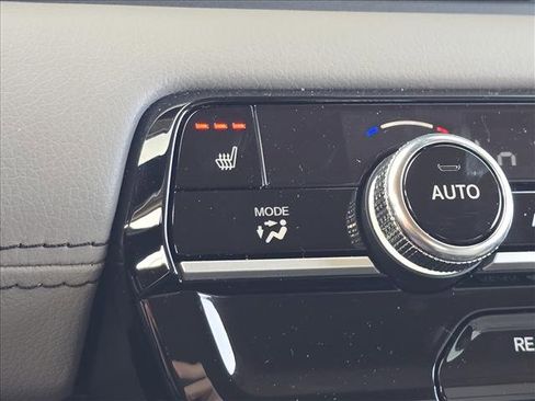 Used 2025 Honda Pilot EX-L image 20