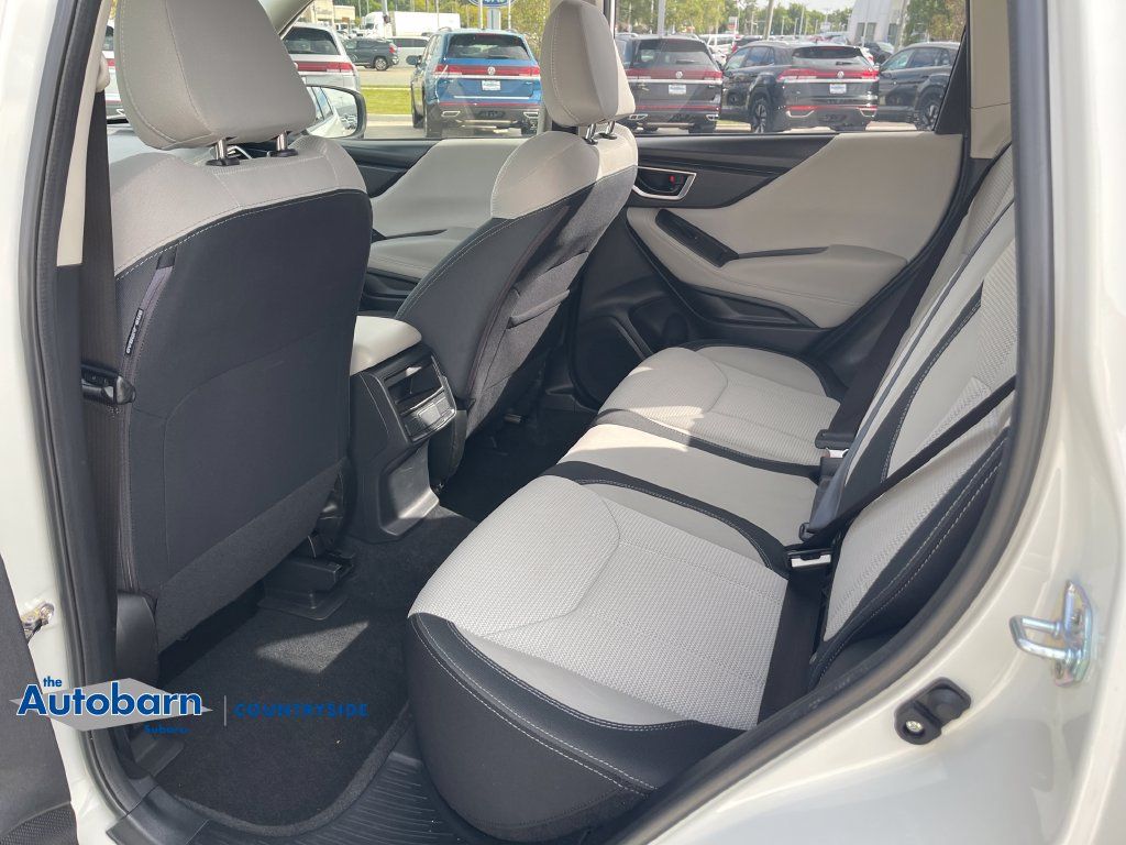 Used 2023 Subaru Forester AWD/4WD image 25