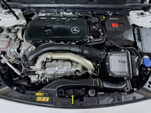 Used 2025 Mercedes-Benz CLA 250 4MATIC image 28