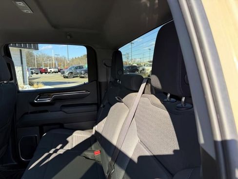 Certified 2022 GMC Sierra 1500 Elevation image 9