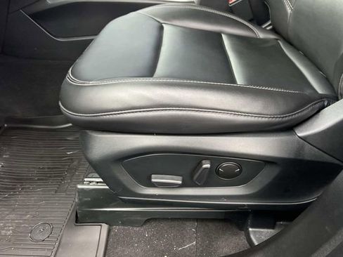 Certified 2023 Ford Explorer XLT w/ Equipment Group 202A image 22