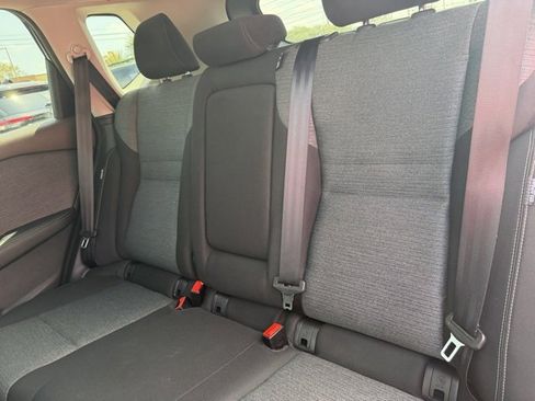 Certified 2022 Nissan Rogue SV image 14