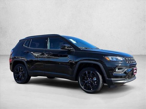 New 2026 Jeep Compass Latitude AWD/4WD image 7