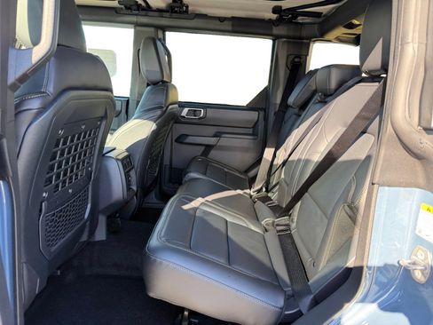 New 2025 Ford Bronco Badlands image 16