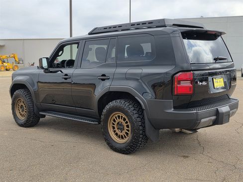 Used 2024 Toyota Land Cruiser image 7