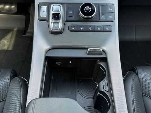 Used 2024 Hyundai Palisade Calligraphy FWD image 26