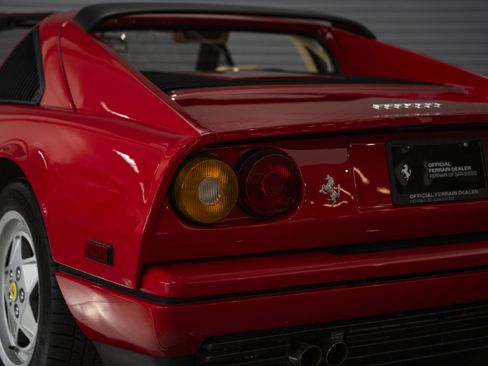 Used 1988 Ferrari 328 GTS RWD image 24