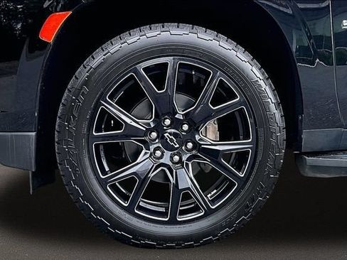 Certified 2023 Chevrolet Suburban High Country w/ Max Trailering Package AWD/4WD image 8