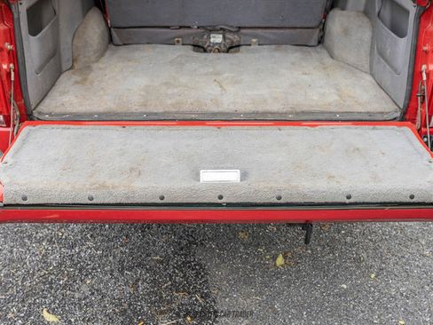 Used 1995 Ford Bronco XLT AWD/4WD image 86