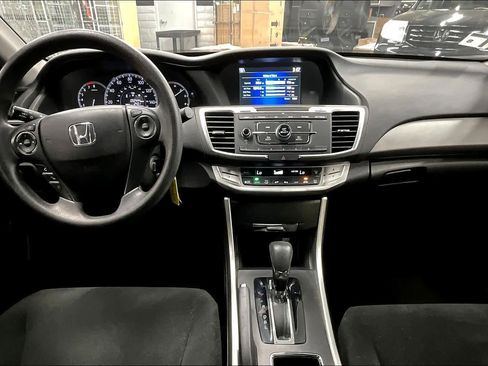 Used 2013 Honda Accord LX image 15