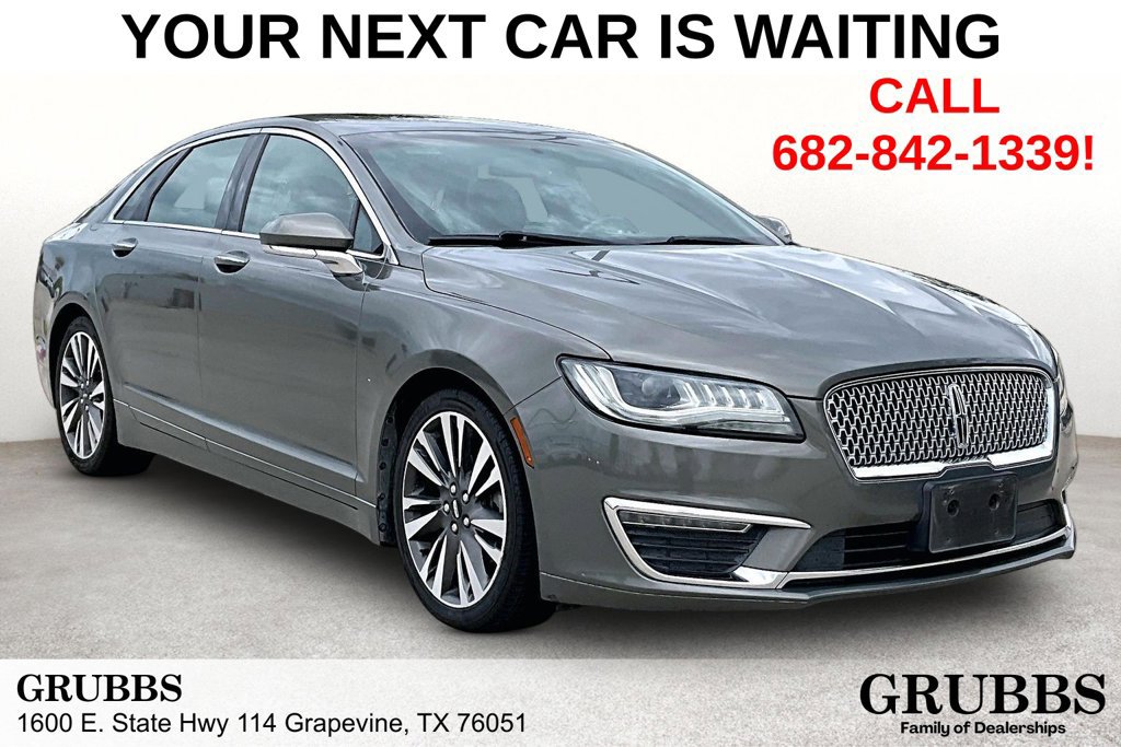 Used 2017 Lincoln MKZ Reserve FWD image 1
