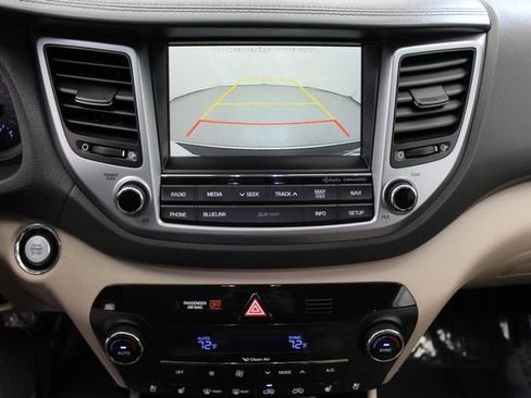 Used 2016 Hyundai Tucson Limited w/ Option Group 03 FWD image 7