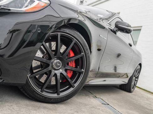 Used 2017 Mercedes-Benz S 63 AMG 4MATIC Coupe image 4