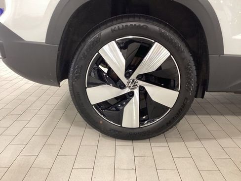 Used 2024 Volkswagen Taos S AWD/4WD image 25