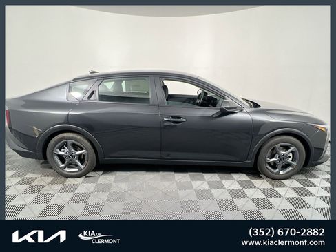 New 2026 Kia K4 FWD image 1