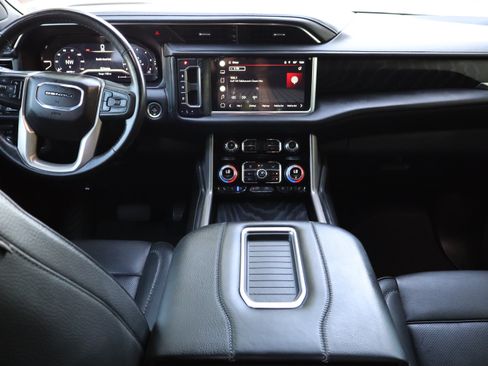 Used 2022 GMC Yukon Denali AWD/4WD image 26