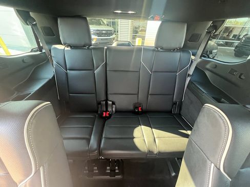 Used 2022 Cadillac Escalade Premium Luxury w/ LPO, Radiant Package image 37