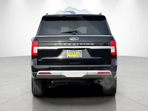 Certified 2022 Ford Expedition XLT RWD image 4