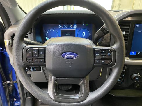 Used 2025 Ford F150 XLT image 30