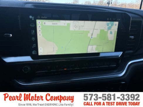 Used 2024 Chevrolet Silverado 2500 High Country w/ High Country Premium Package AWD/4WD image 17