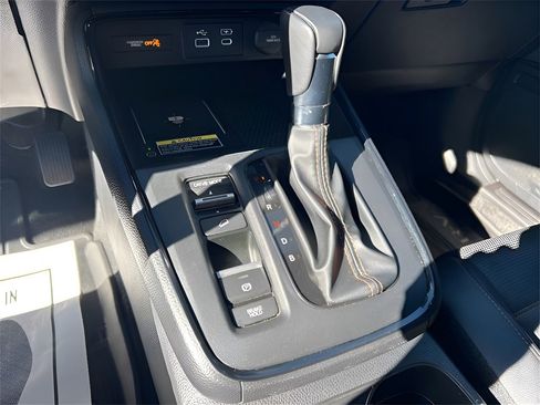 Used 2025 Honda CR-V Sport-L image 12