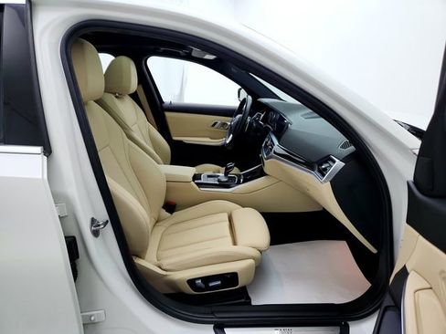 Used 2021 BMW 330i Sedan image 14