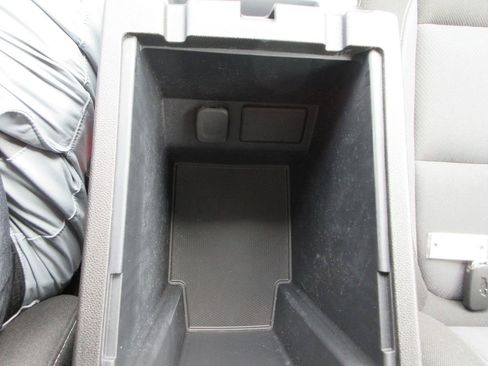 Used 2024 Chevrolet Blazer LT w/ Convenience Package FWD image 26