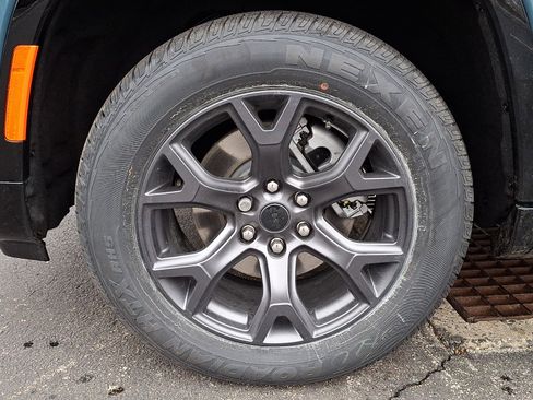 New 2026 Jeep Grand Wagoneer Limited image 5