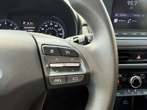 Certified 2022 Hyundai Kona SEL w/ Cargo Package AWD/4WD image 27