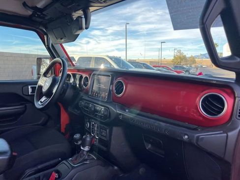 Used 2023 Jeep Wrangler Unlimited Rubicon image 21