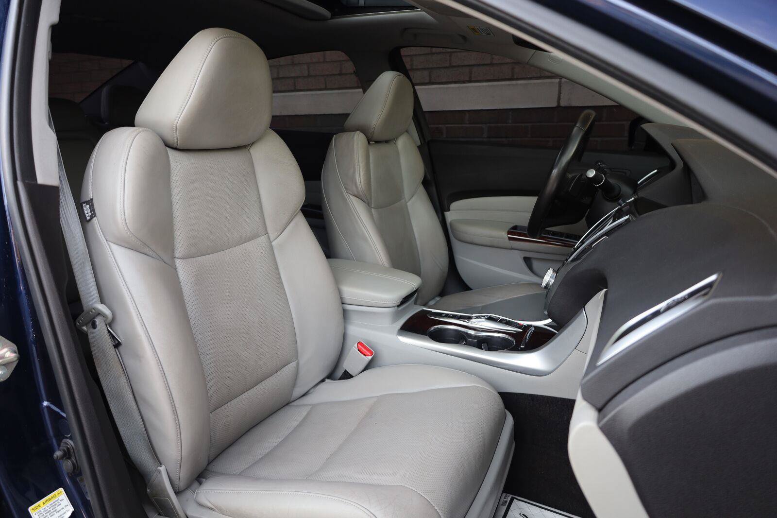 Used 2015 Acura TLX w/ Technology Package FWD image 27