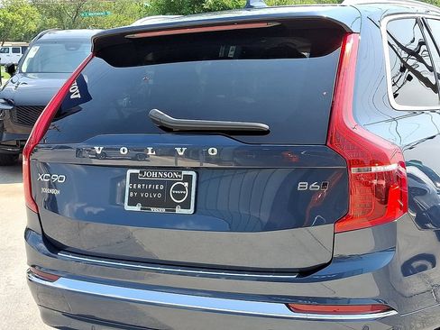 Certified 2025 Volvo XC90 B6 Ultra w/ Protection Package Premier AWD/4WD image 30