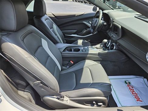 Used 2019 Chevrolet Camaro LT w/ RS Package image 15