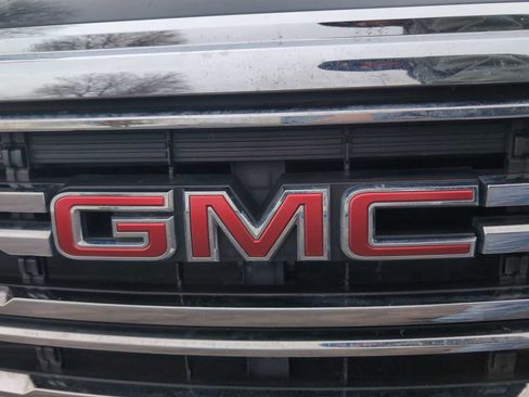 Used 2020 GMC Acadia SLE w/ Driver Convenience Package image 29