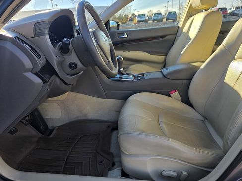 Used 2012 INFINITI G37 x w/ Premium Pkg image 25