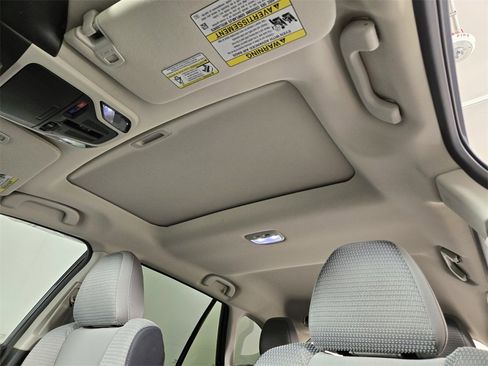 Certified 2025 Subaru Outback Premium image 15