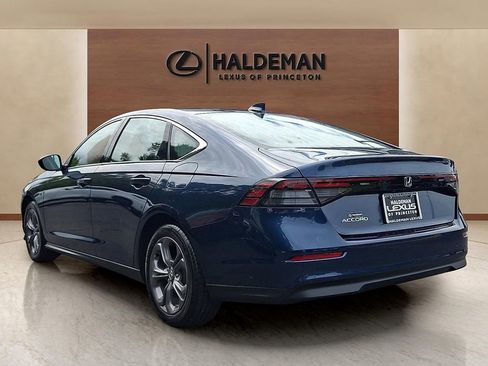 Used 2024 Honda Accord EX image 4