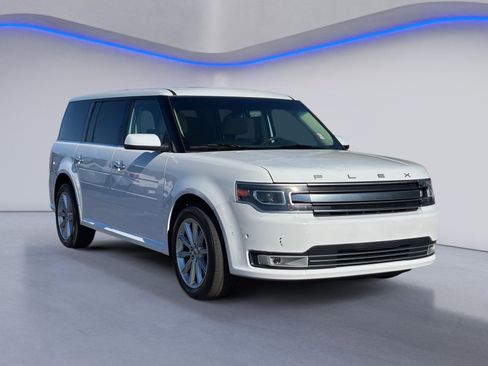 Used 2018 Ford Flex Limited w/ Equipment Group 301A image 9