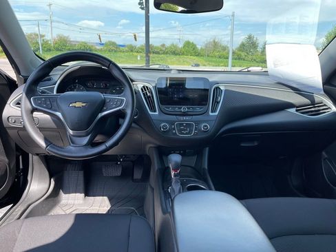Used 2022 Chevrolet Malibu RS FWD image 10