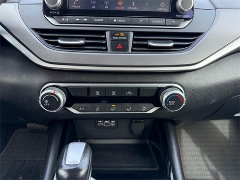 Used 2023 Nissan Altima 2.5 SR image 13