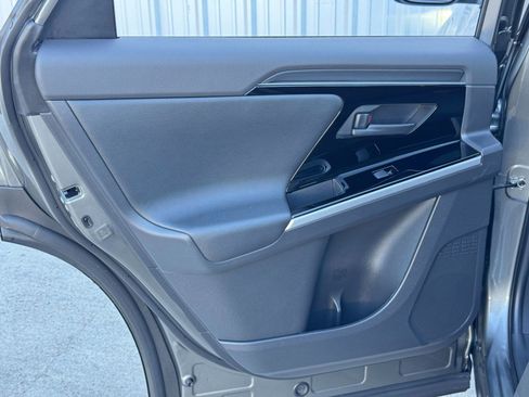 Used 2023 Toyota bZ4X XLE image 41