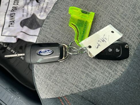 Used 2024 Ford Maverick XLT image 38