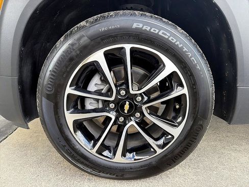 Used 2024 Chevrolet TrailBlazer LT w/ Convenience Package image 8