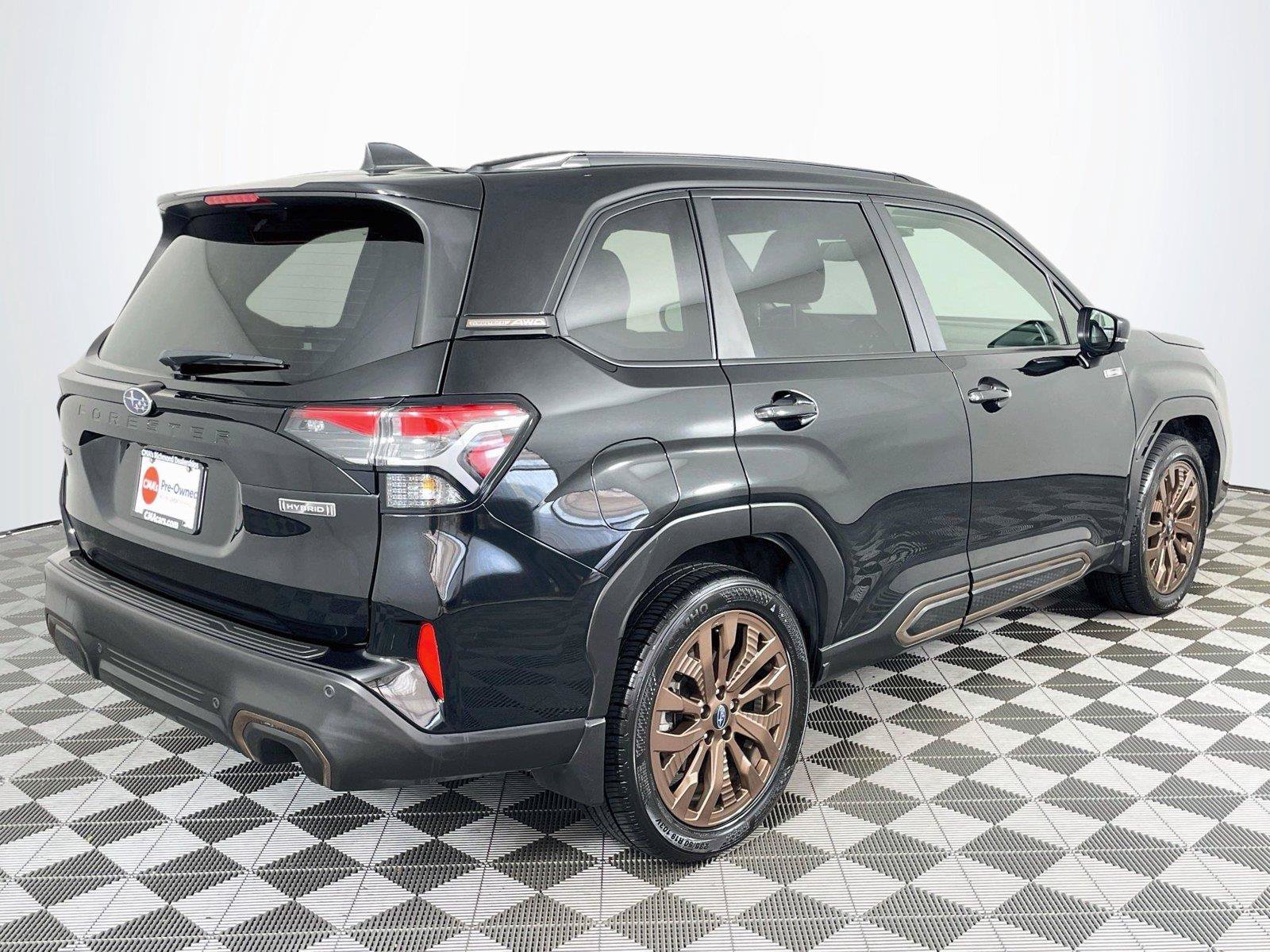 Used 2025 Subaru Forester Sport w/ Protection Package (1PH) AWD/4WD image 9