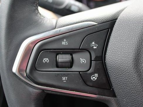 Used 2022 Chevrolet TrailBlazer ACTIV w/ Sun and Liftgate Package image 28